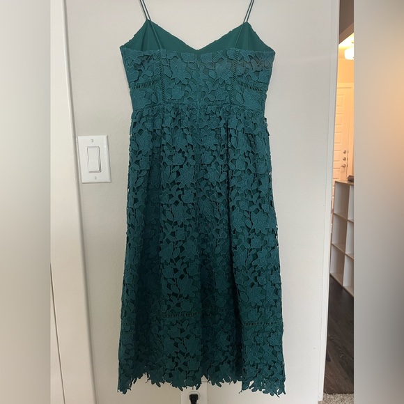 Like-New Club Monaco Emerald Green Tea Length Lace Dress Size 4 - Picture 6 of 8
